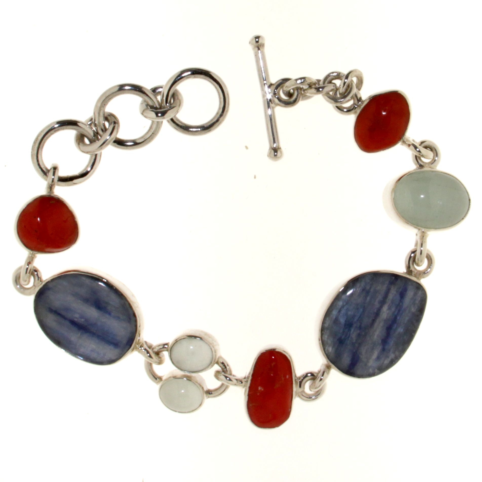 Bracciale con Corallo Rosso del Mar Mediterraneo,