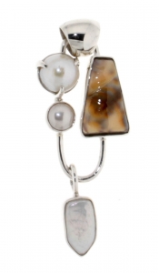 Pendant in 925 silver, shell and pearls